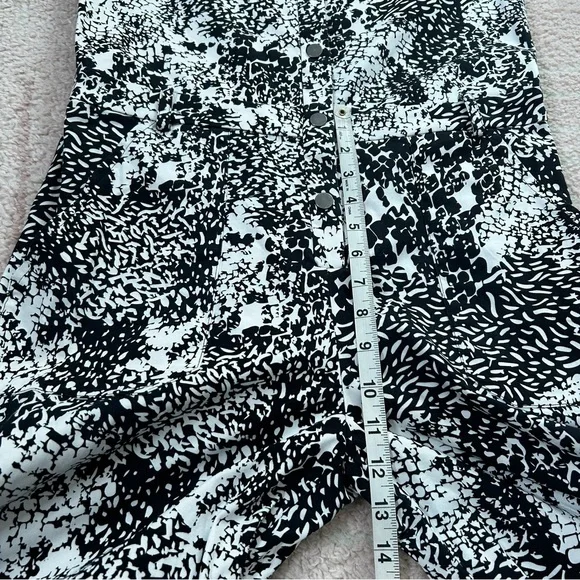 The Kit Black White Patterned Alex Jumpsuit Cropped Long Sleeve Size Medium Fall - Picture 9 of 12
